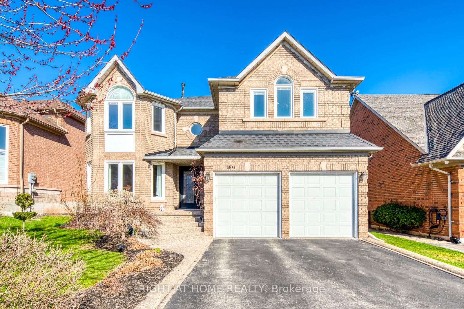 1403 BAYSHIRE Drive