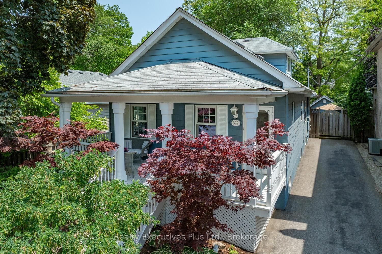 322 Pine Avenue