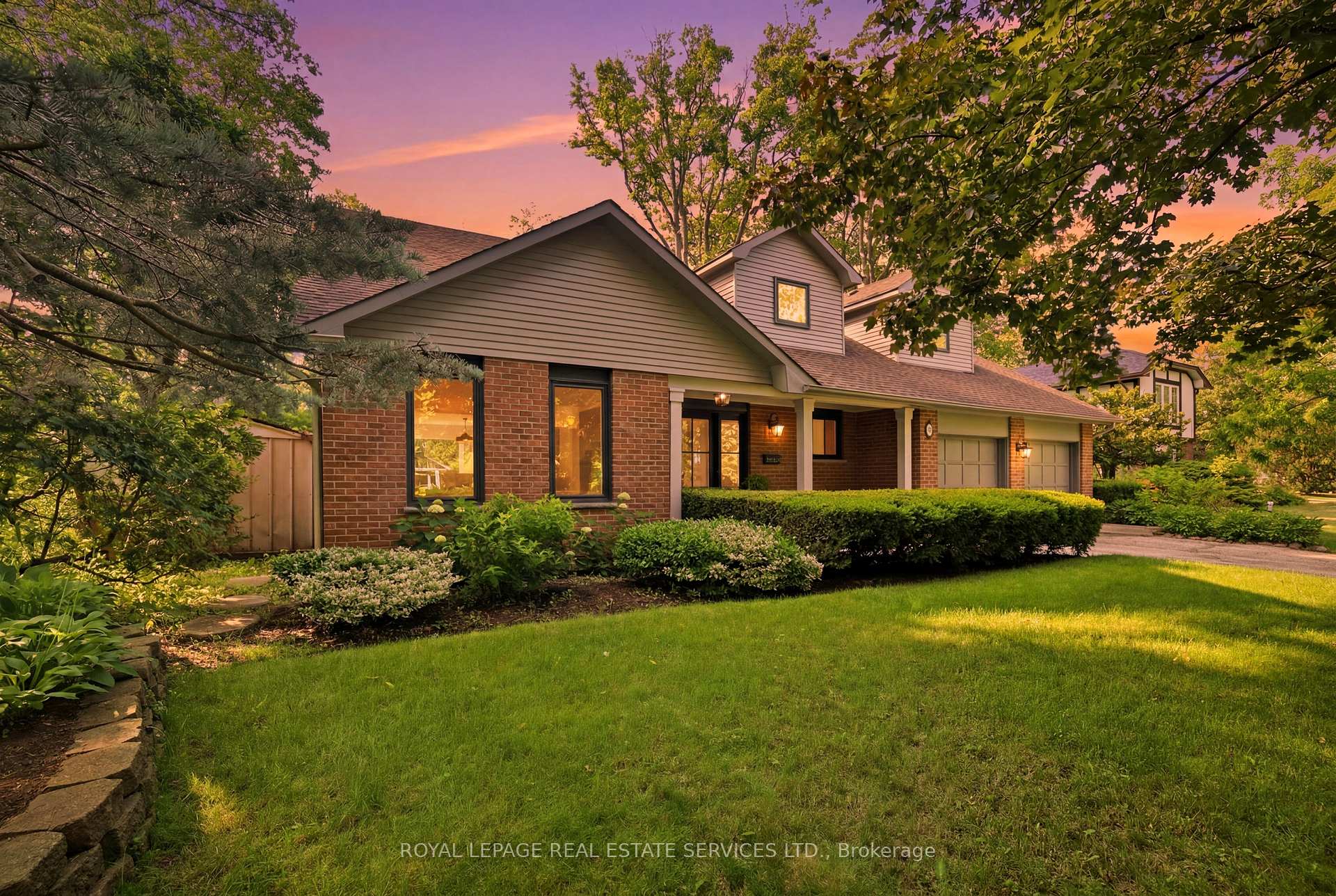 11 Regency Court