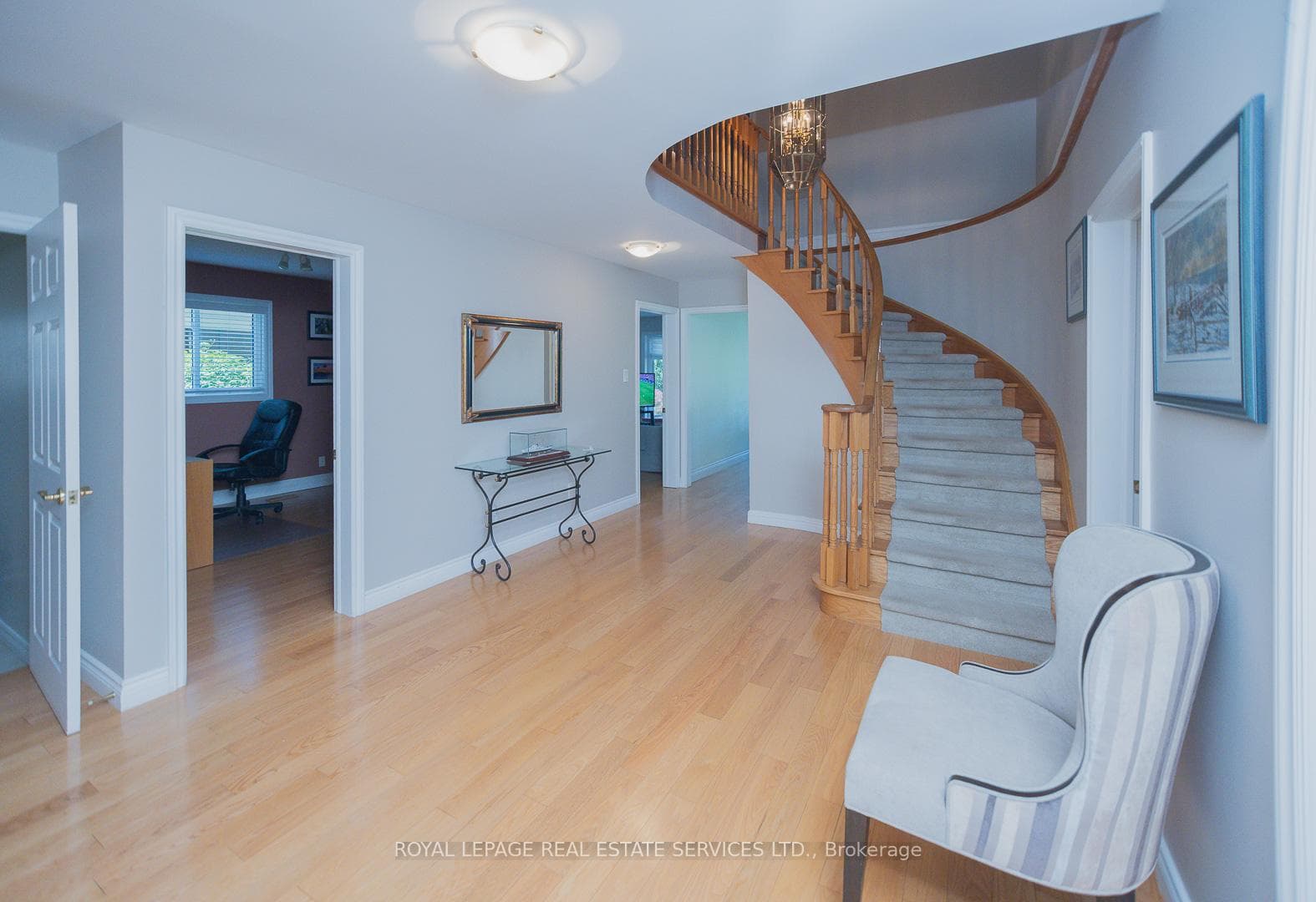 1361 GREENDALE Terrace