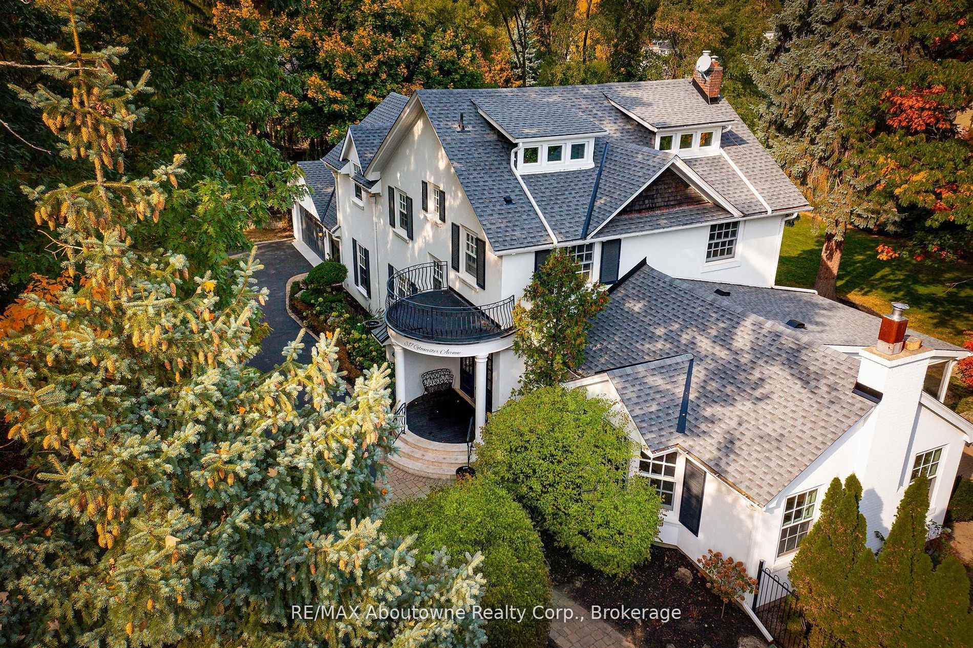 317 Gloucester Avenue