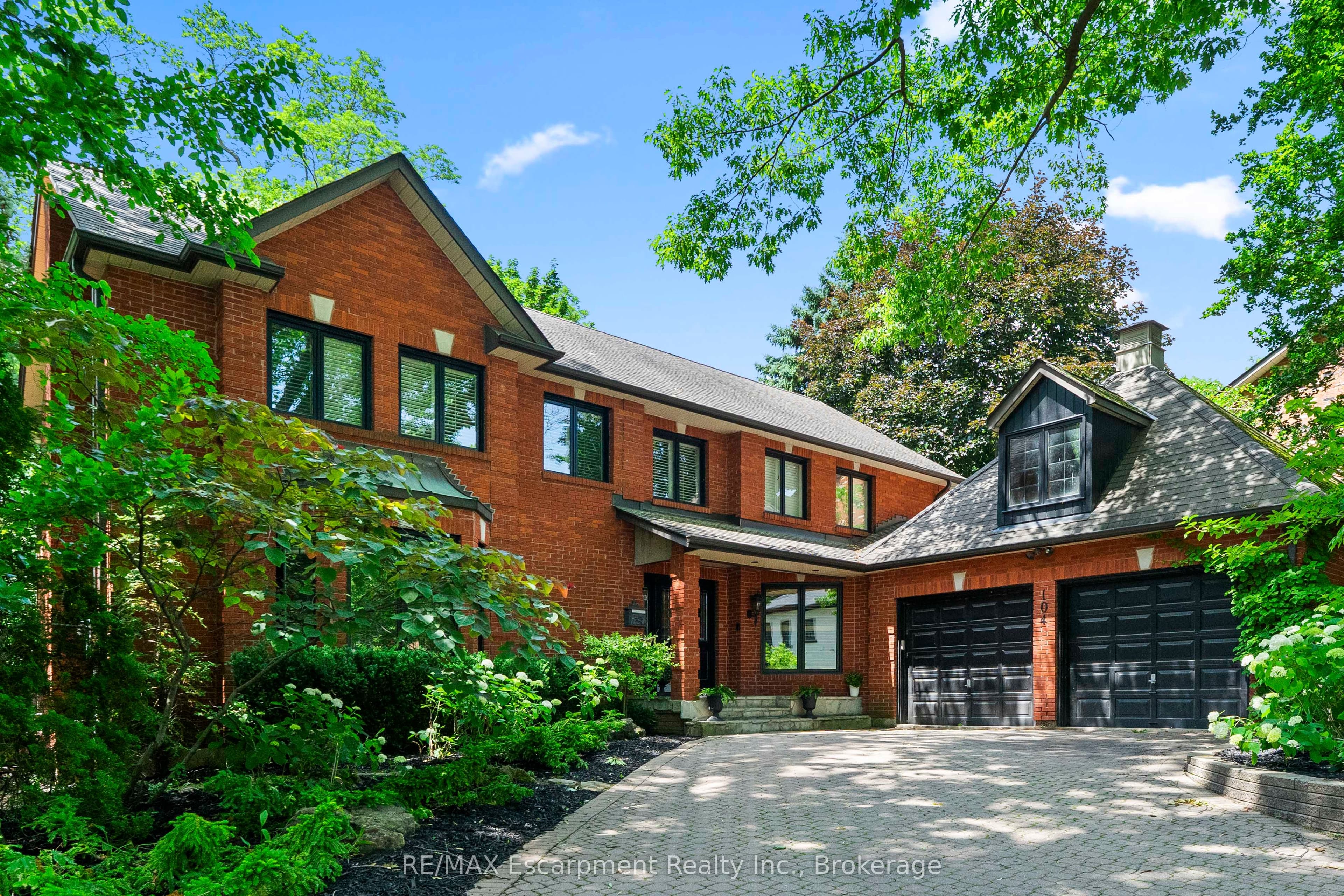 104 Whittington Place
