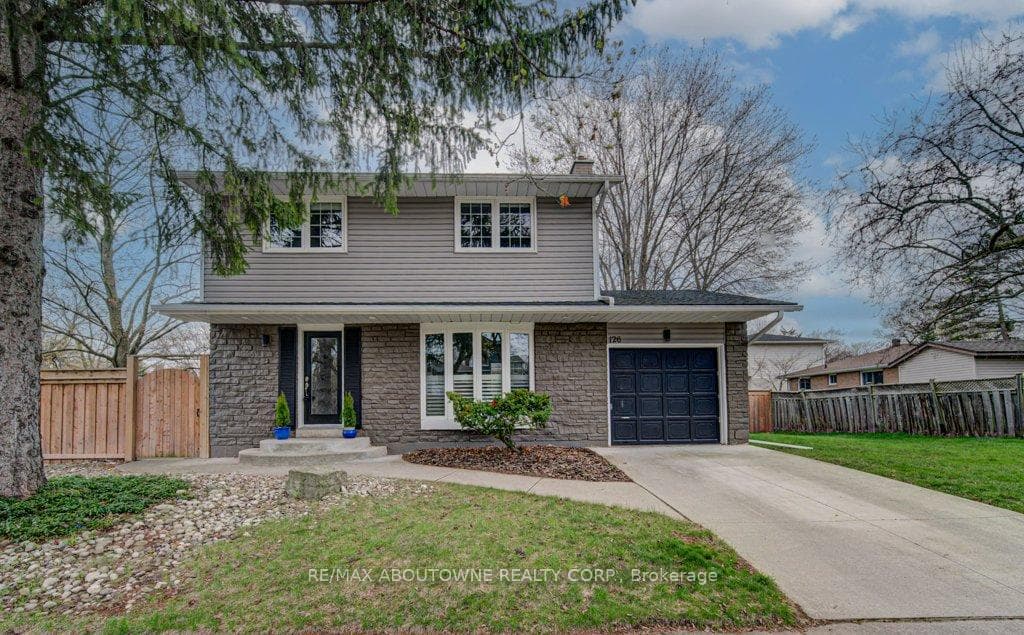 126 Otter Crescent
