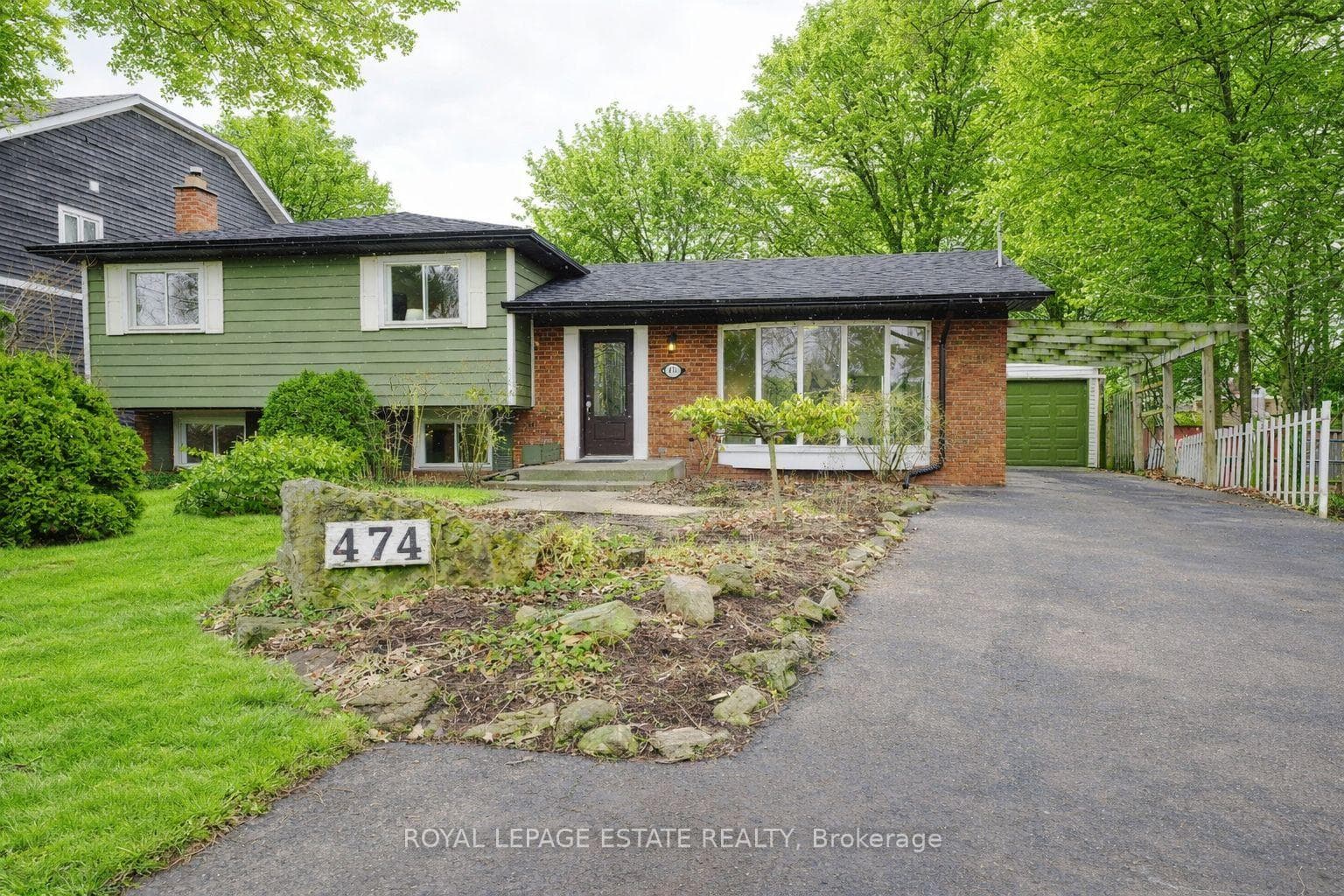 474 Sandlewood Road