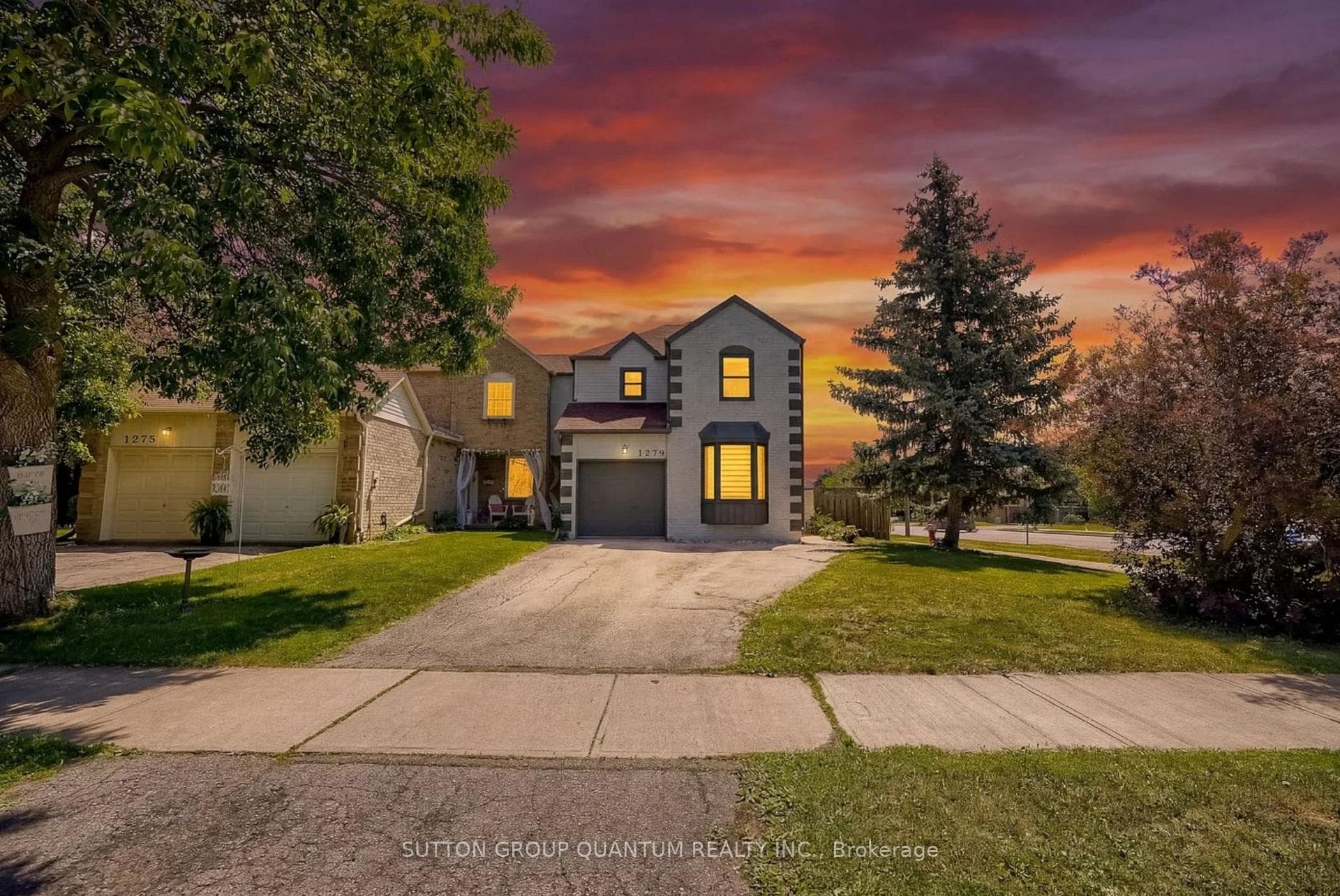 1279 Hedgestone Crescent