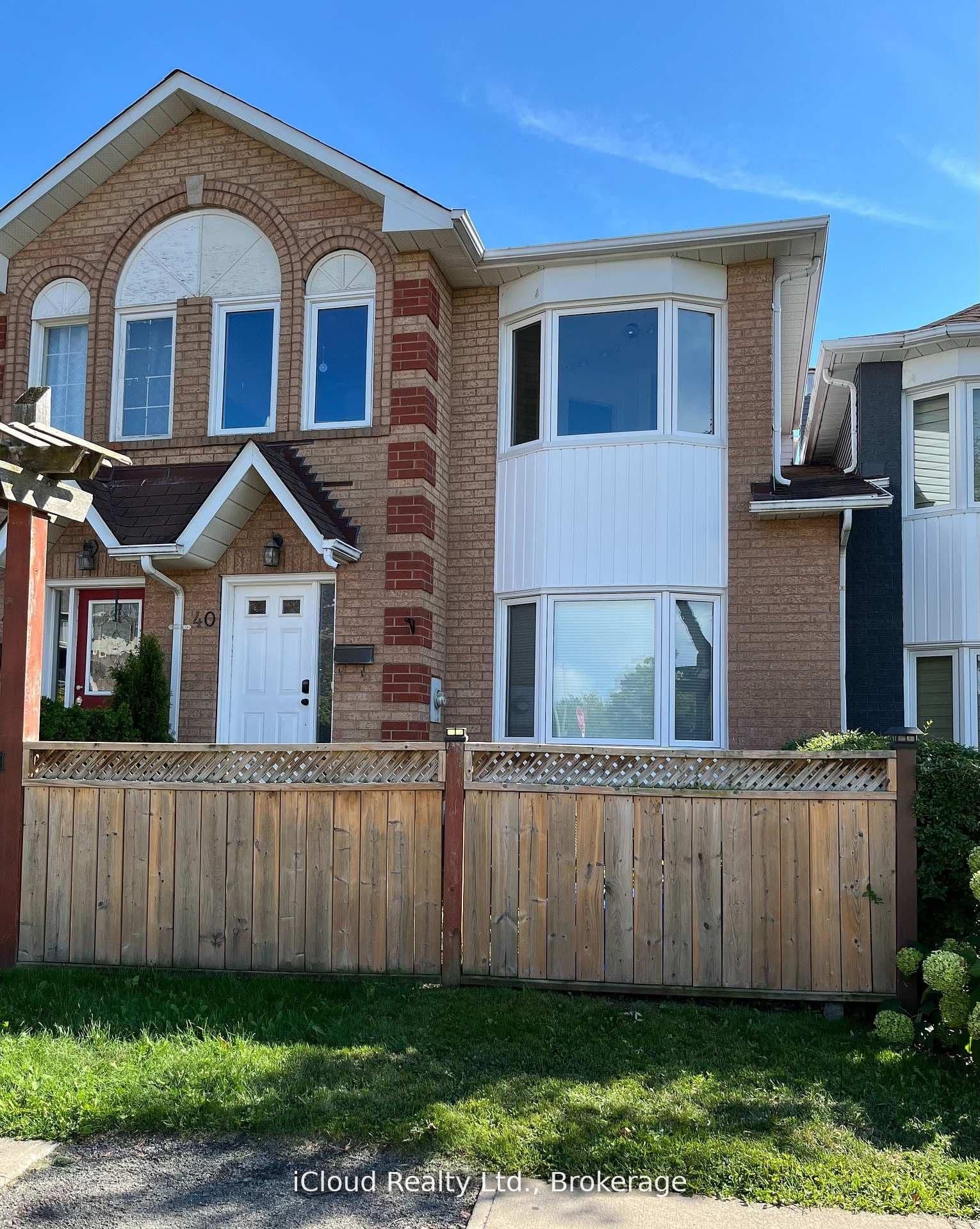 40 Glenashton Drive