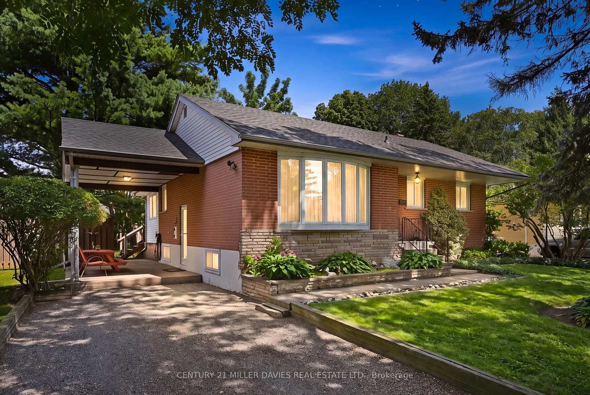 237 Mohawk Road