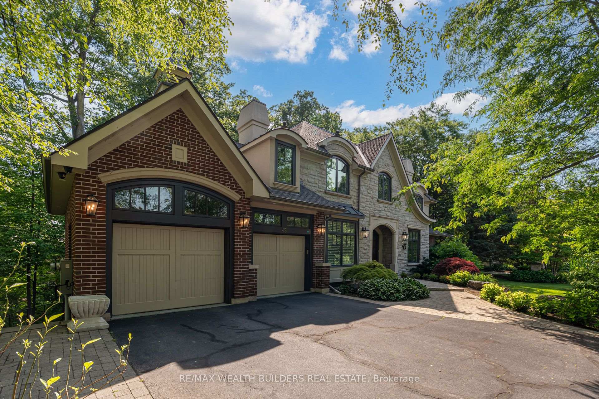 45 Shorewood Place