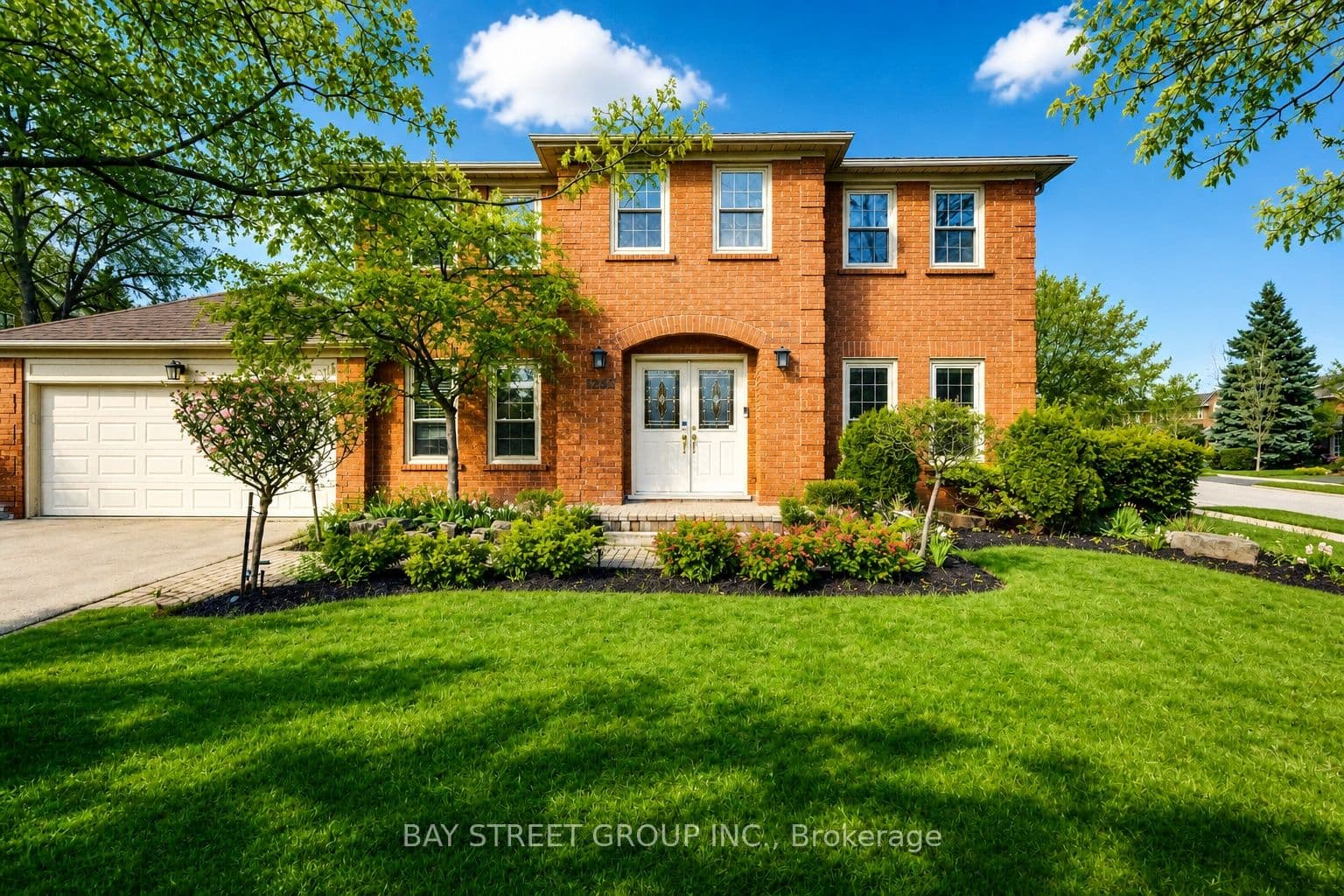1305 Monks Passage