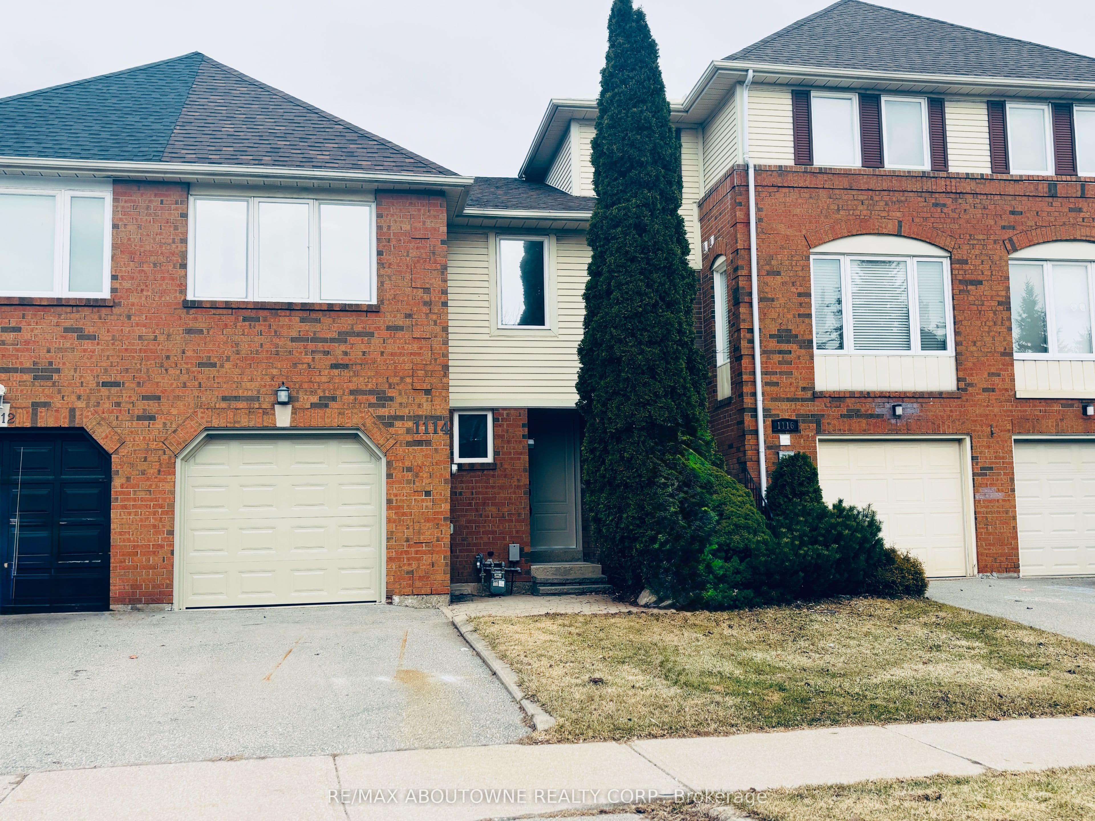 1114 Lindsay Drive
