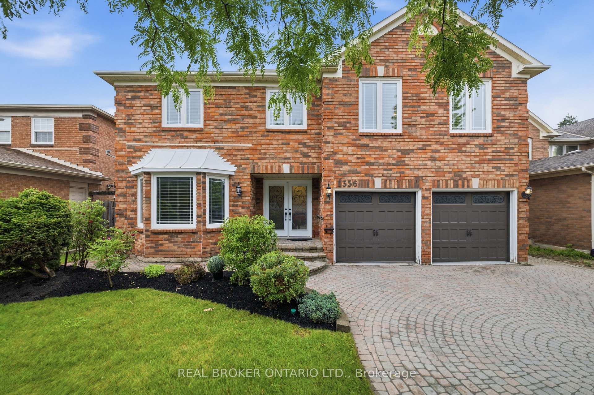 1356 Mapleridge Crescent