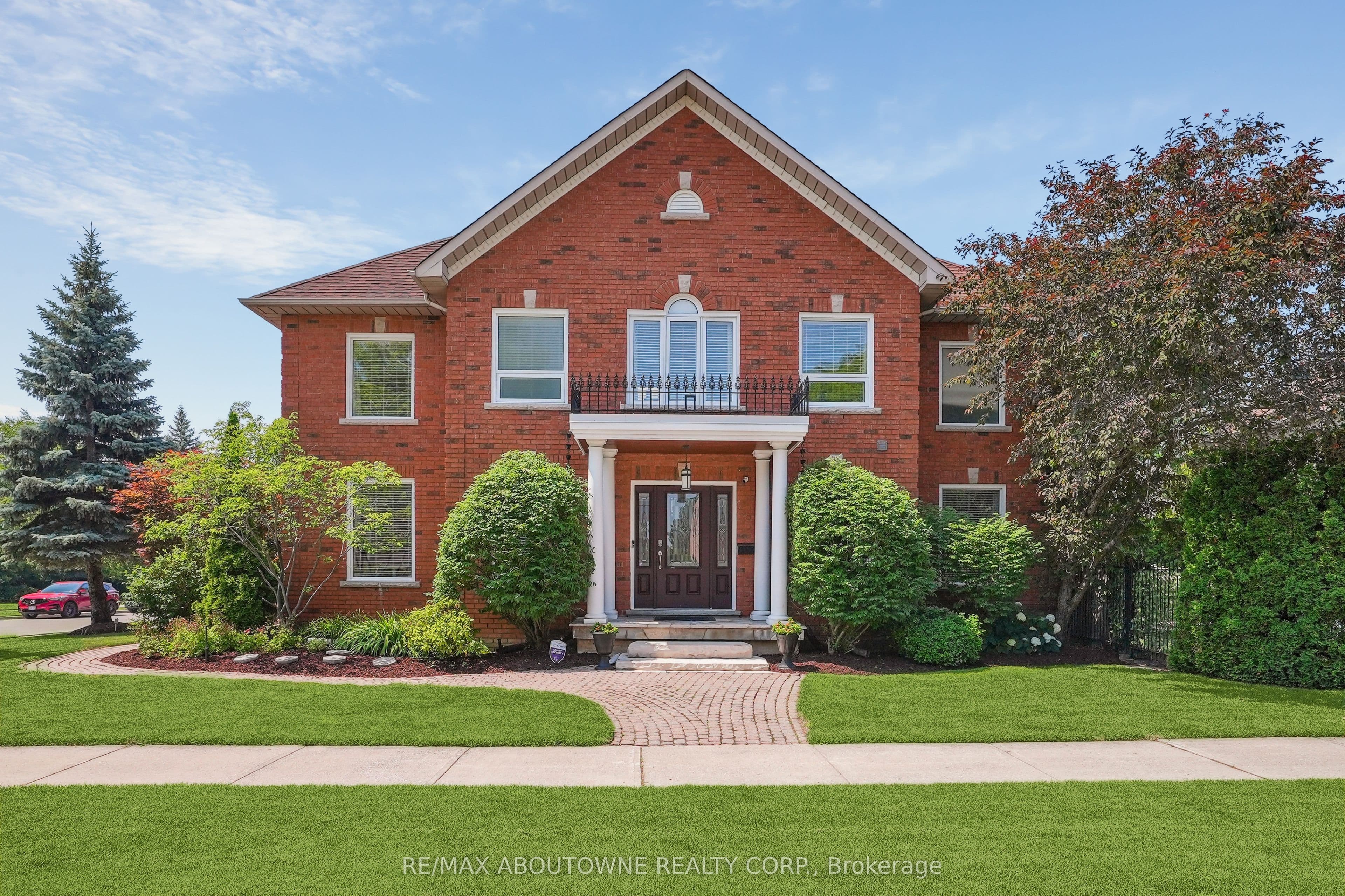 1424 The Links Drive